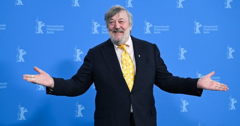 Stephen Fry Knows Exactly Who Played In The Harry Potter